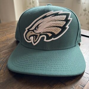 Philadelphia Eagles New Era Snapback Hat